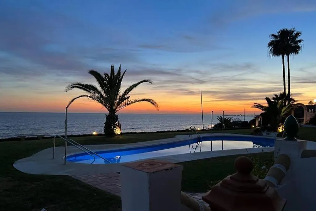 Apartment Steven Beach Sitio de Calahonda Spain